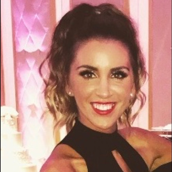 Meet your Posher, Allie - Picture 2 of 2